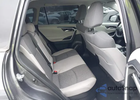 2021 Toyota Rav4 Hybrid Xle z USA, uszkodzony, nr VIN 2T3RWRFV7MW127472